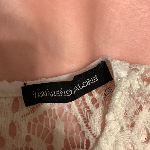 You are not alone ivory lace dress . Size small with built in slip 33’ long - Picture 4 of 9